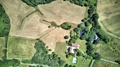 Vente Maison de luxe Excideuil 10&nbsp;Pièces 427&nbsp;m²