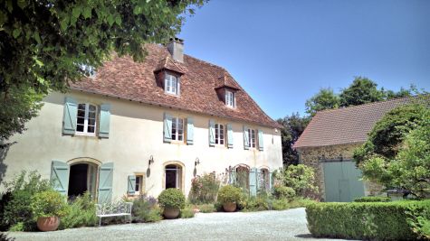 Vente Maison de luxe Excideuil 10&nbsp;Pièces 427&nbsp;m²