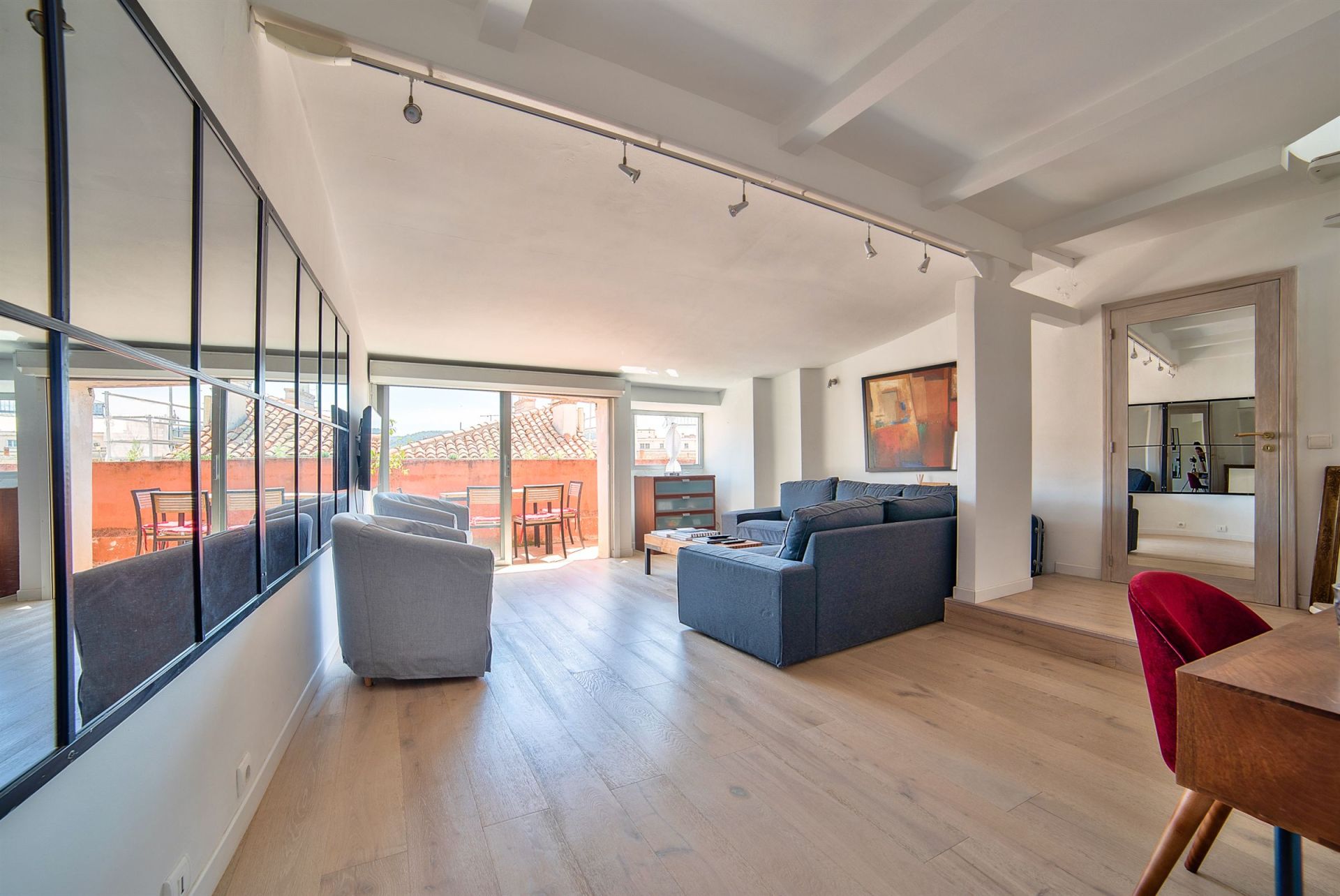 luxury apartment 3 Rooms for sale on AIX EN PROVENCE (13100)