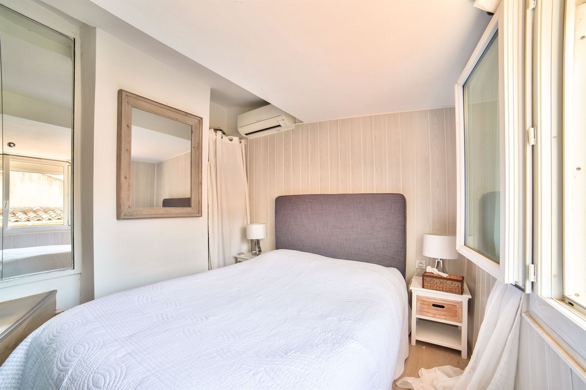 luxury apartment 3 Rooms for sale on AIX EN PROVENCE (13100)