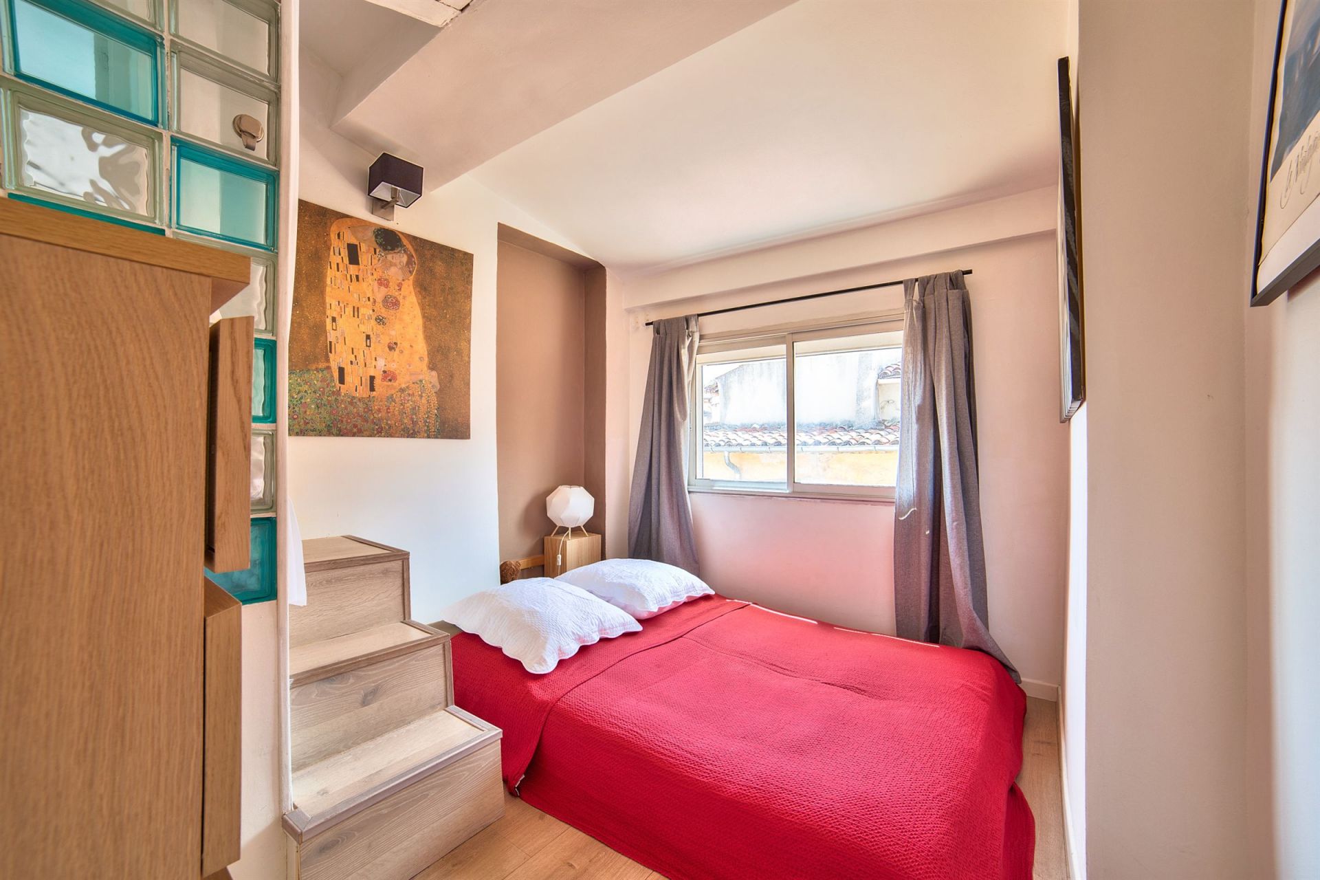 luxury apartment 3 Rooms for sale on AIX EN PROVENCE (13100)