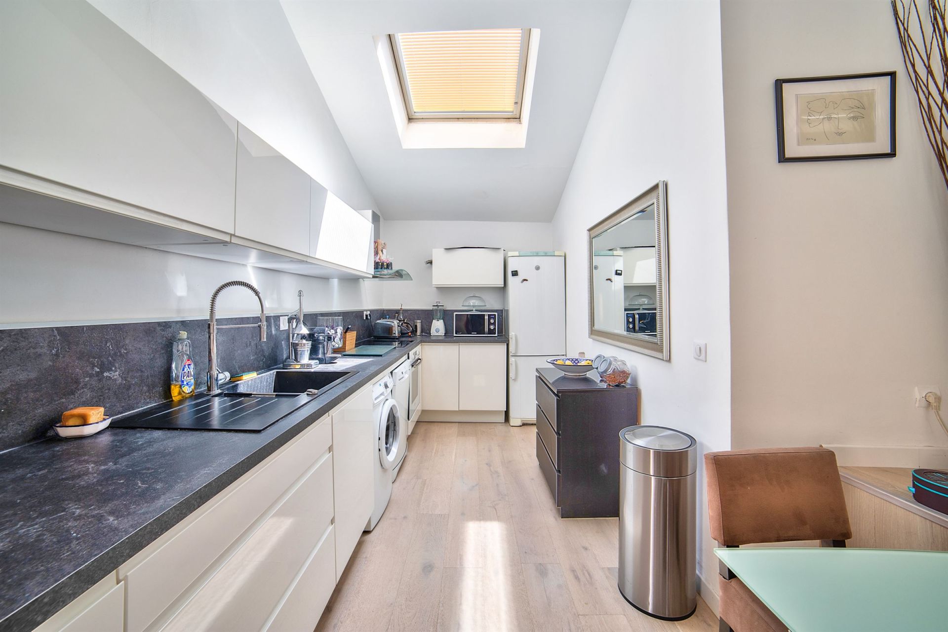 luxury apartment 3 Rooms for sale on AIX EN PROVENCE (13100)