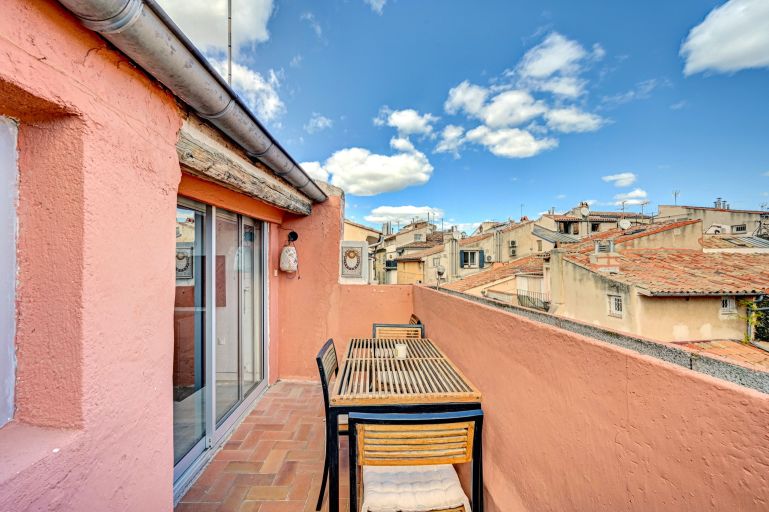 luxury apartment 3 Rooms for sale on AIX EN PROVENCE (13100)