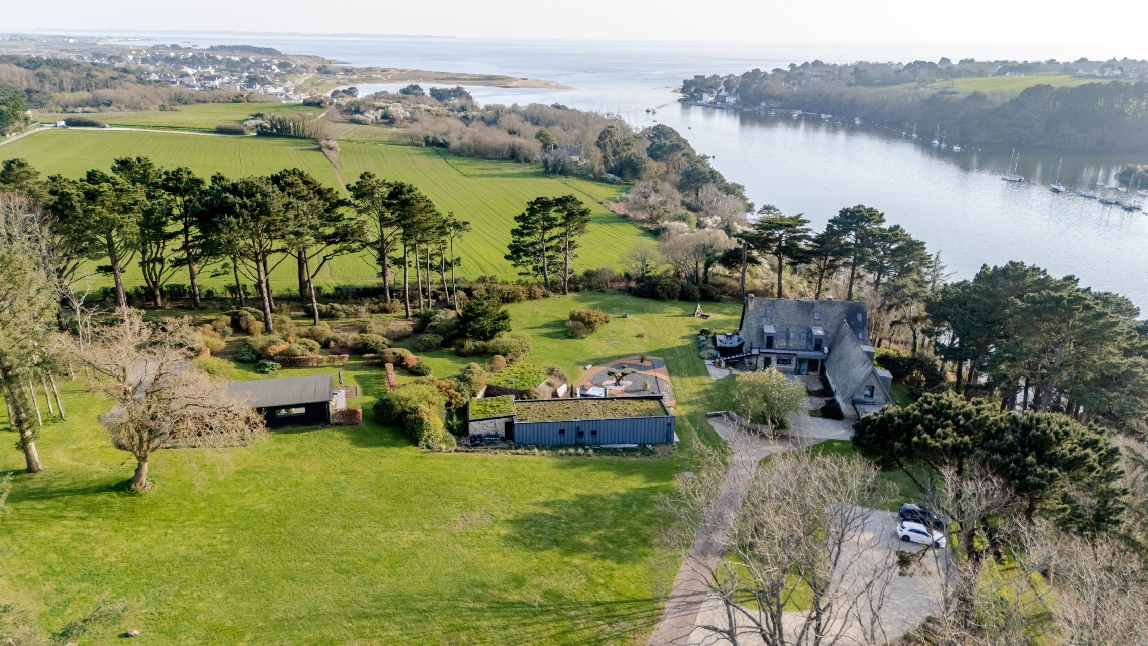 maison de luxe 19 Pièces en vente sur GUIDEL (56520)