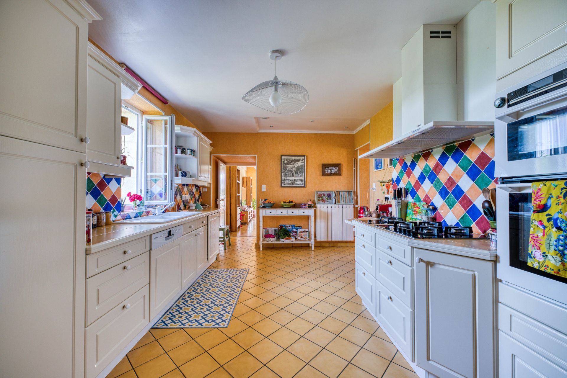 luxury property 12 Rooms for sale on LA GRIPPERIE ST SYMPHORIEN (17620)