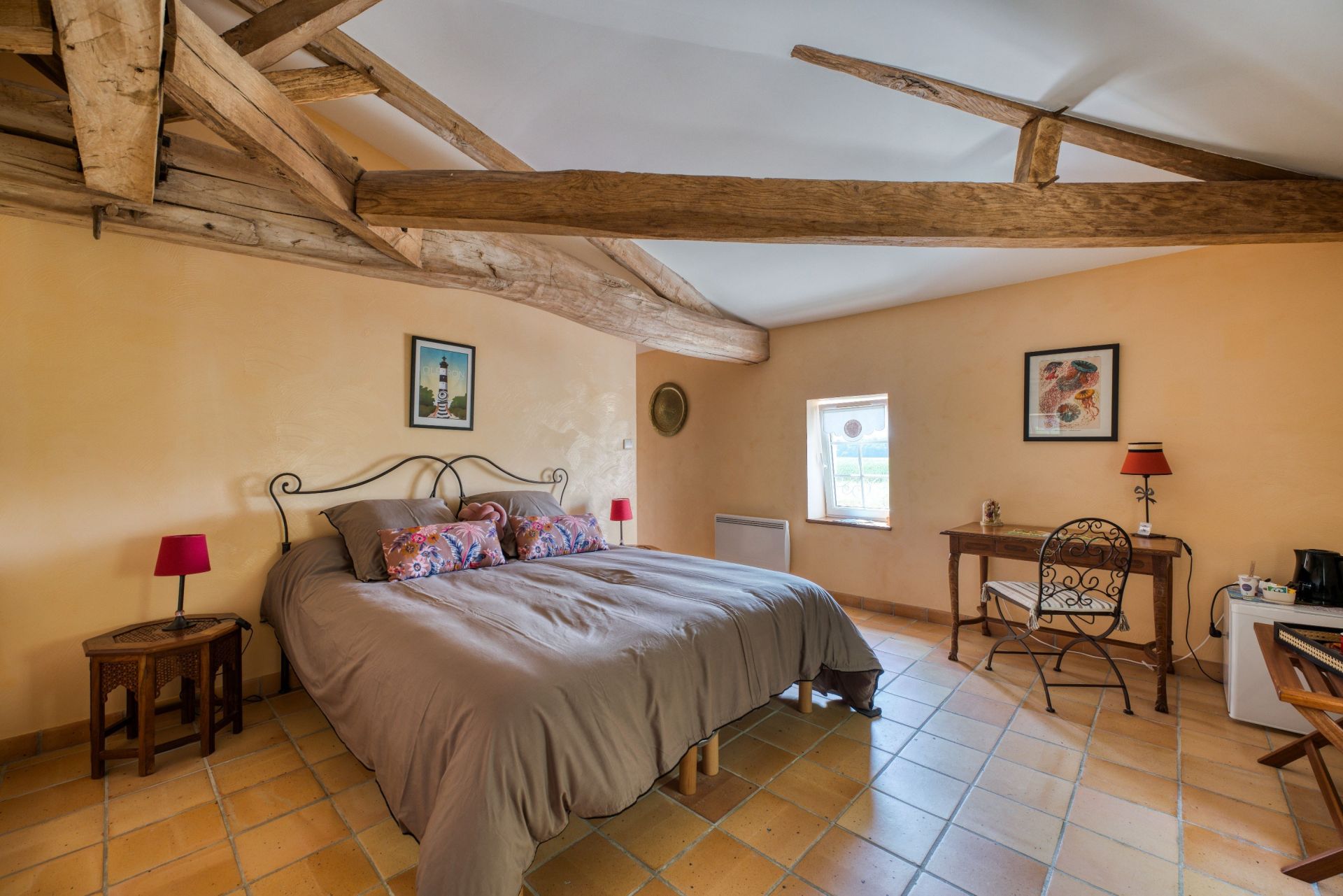 luxury property 12 Rooms for sale on LA GRIPPERIE ST SYMPHORIEN (17620)