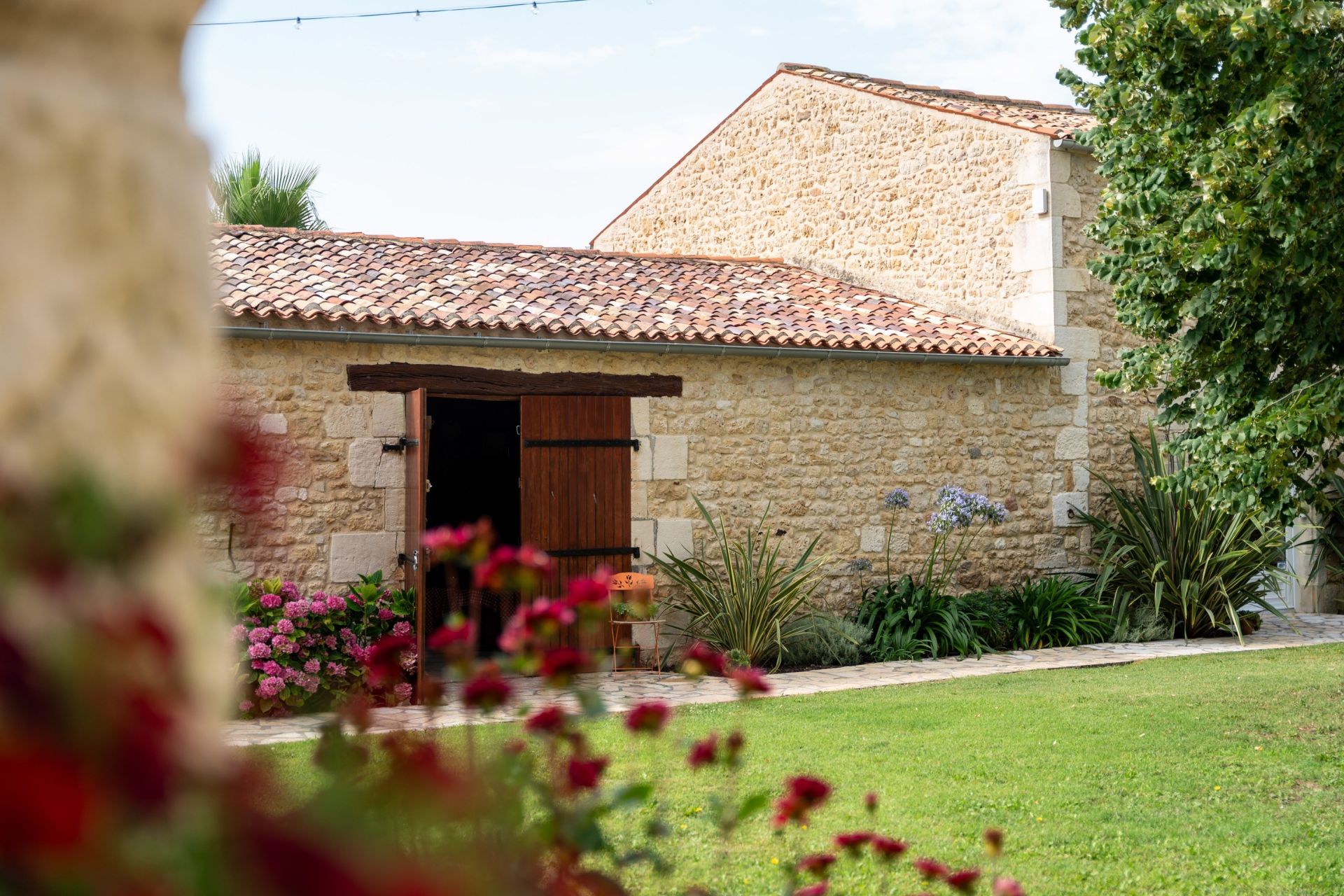 luxury property 12 Rooms for sale on LA GRIPPERIE ST SYMPHORIEN (17620)