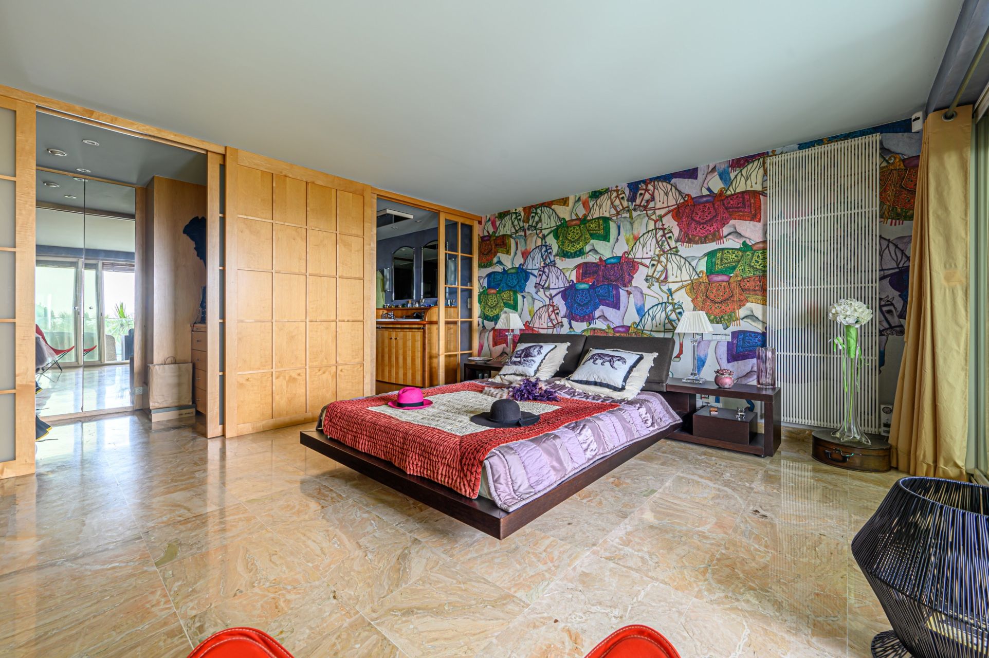 luxury apartment 5 Rooms for sale on LA BAULE (44500)