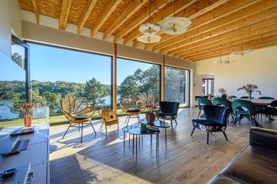 Rental Luxury house Gouesnach 8 Rooms 250 m²