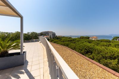 Sale Penthouse Juan-les-Pins 4 Rooms 126 m²