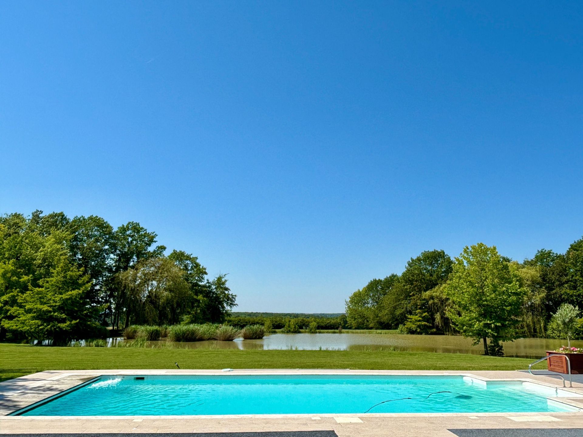 maison de luxe 16 Pièces en vente sur ST CYRAN DU JAMBOT (36700)