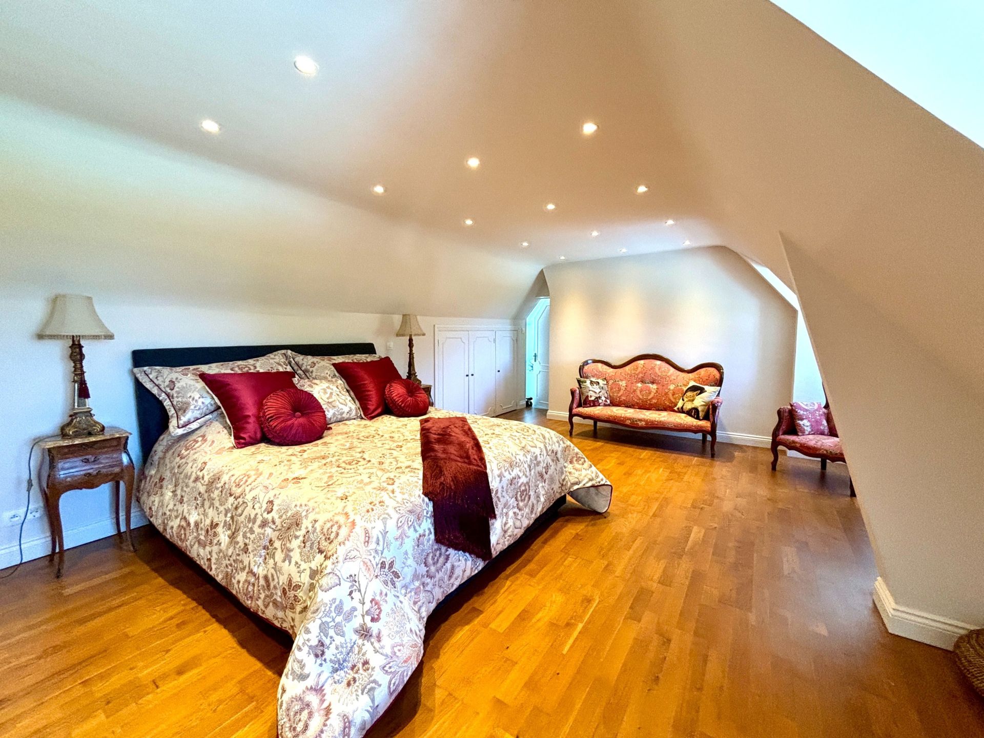 maison de luxe 16 Pièces en vente sur ST CYRAN DU JAMBOT (36700)
