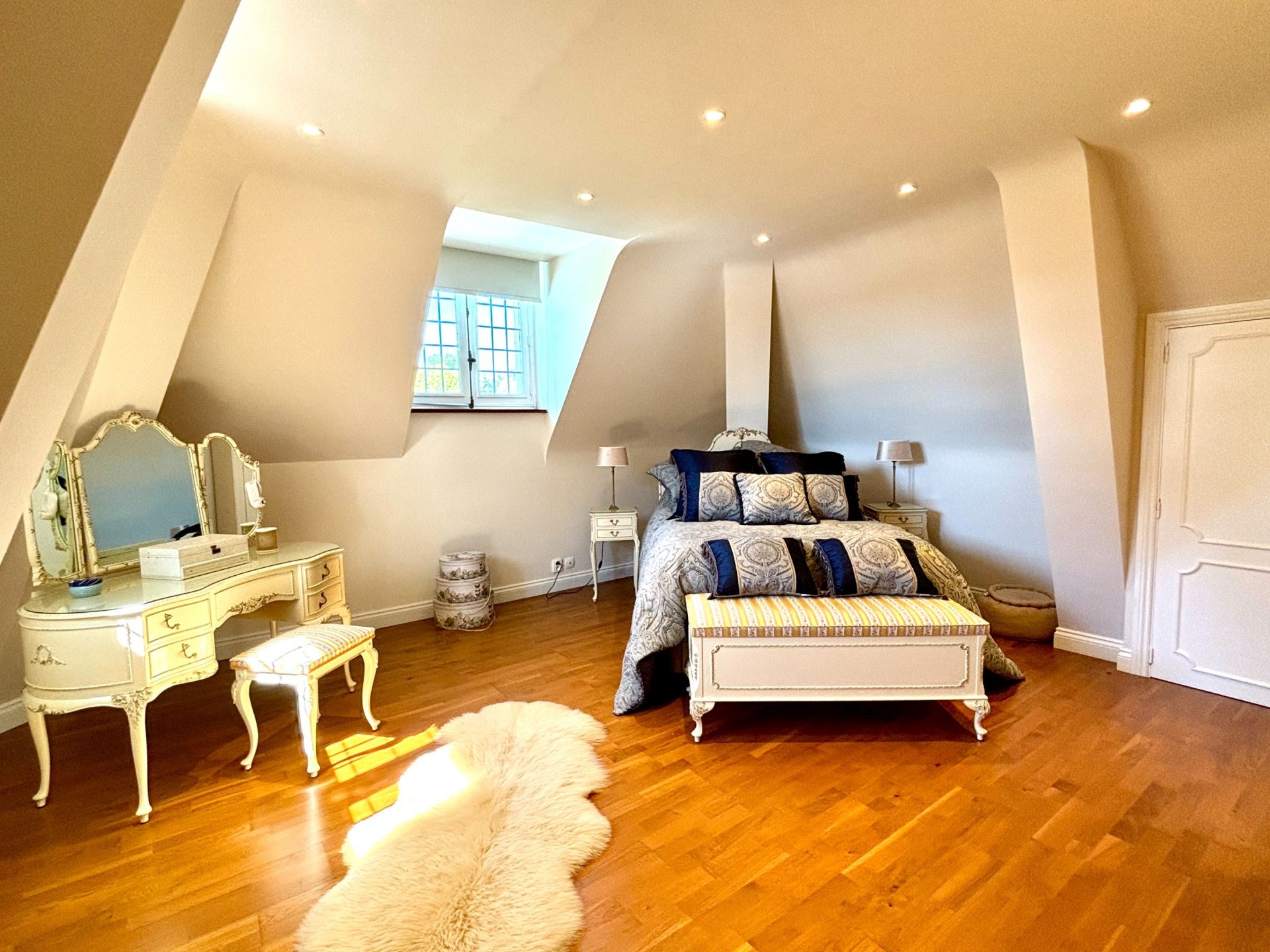 maison de luxe 16 Pièces en vente sur ST CYRAN DU JAMBOT (36700)