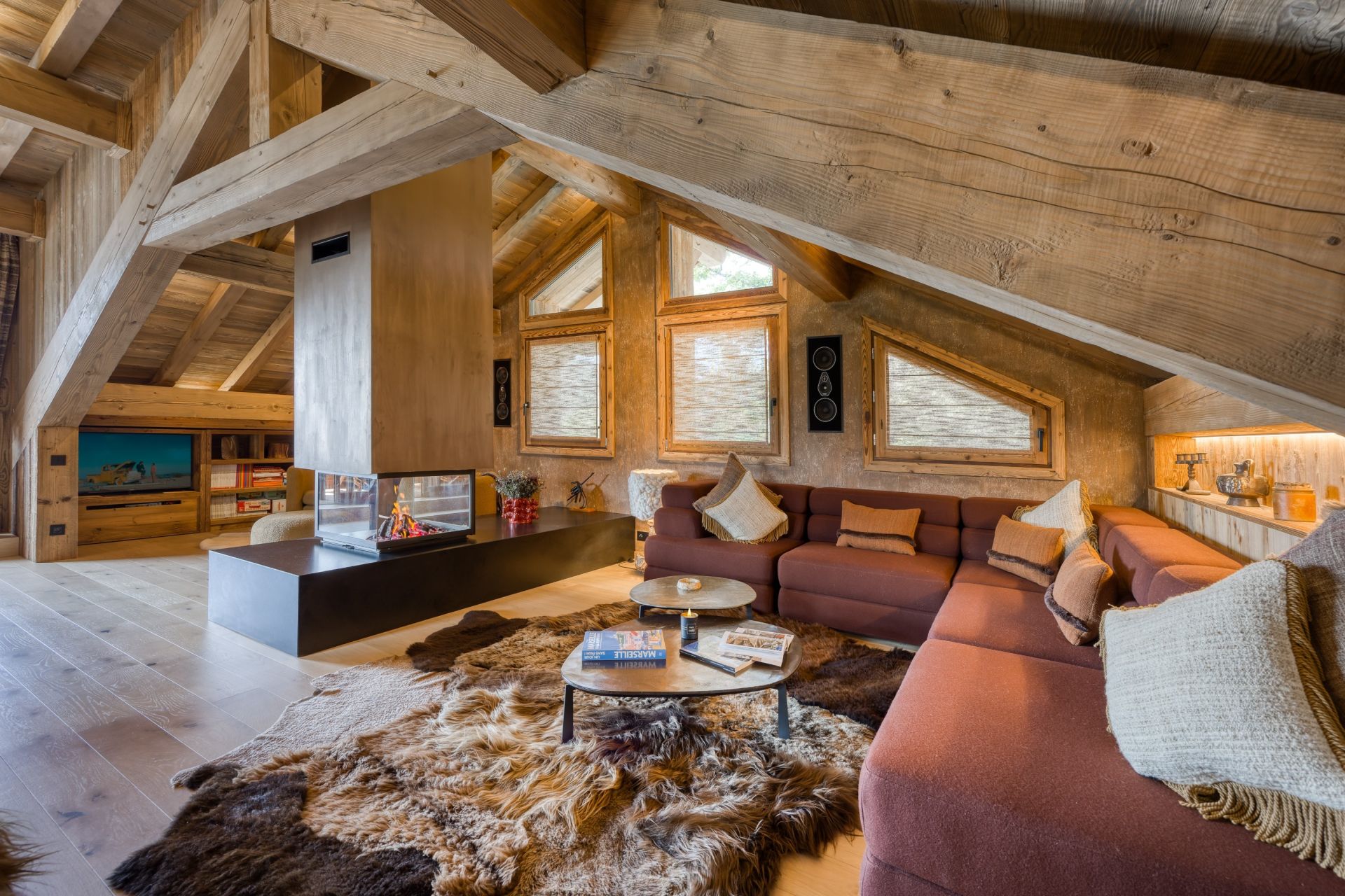 luxury apartment 6 Rooms for seasonal rent on MEGEVE (74120)