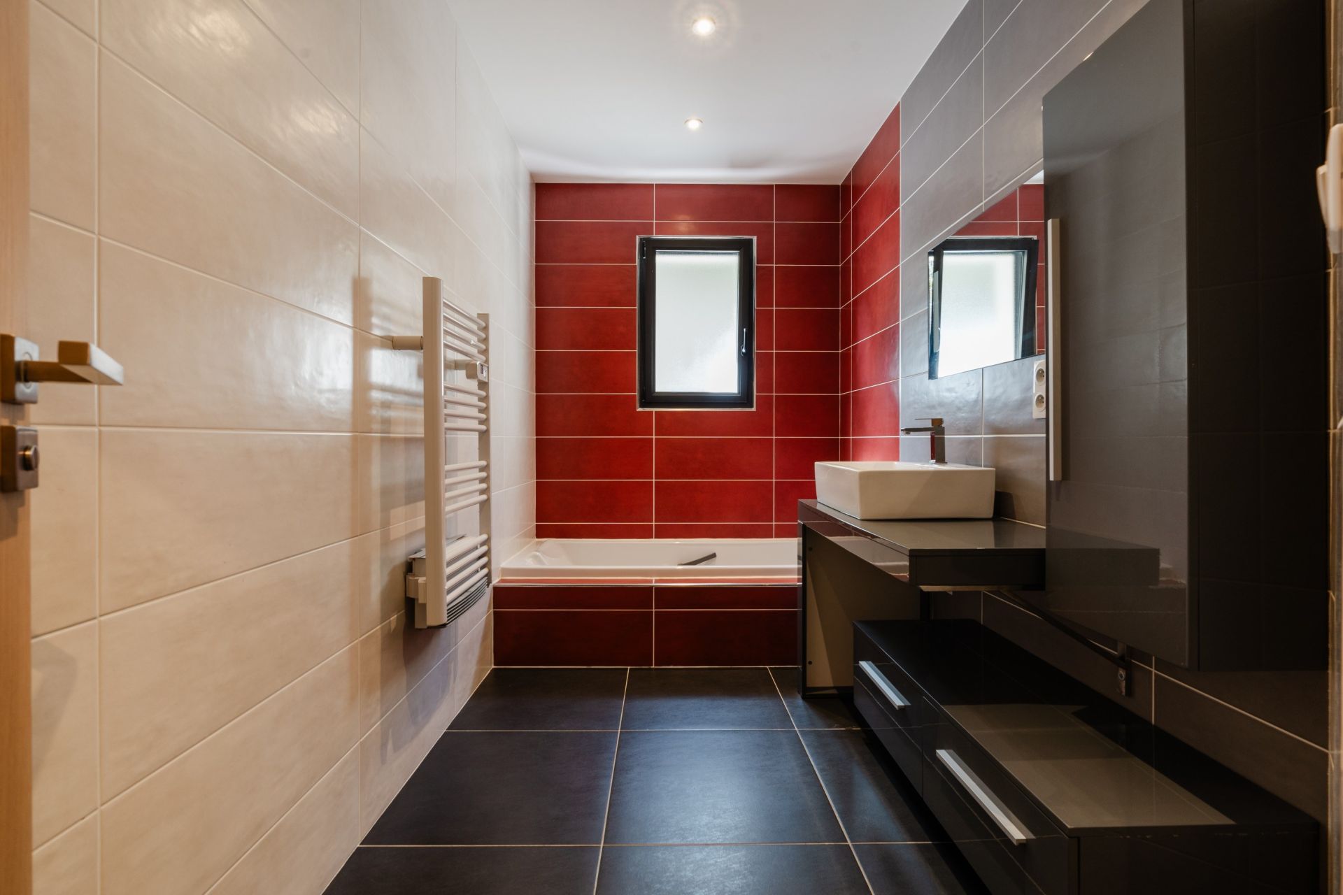 luxury house 6 Rooms for sale on THUIR (66300)