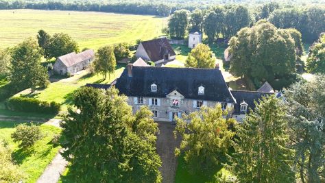 Vente Manoir Truyes 28 Pièces 794 m²