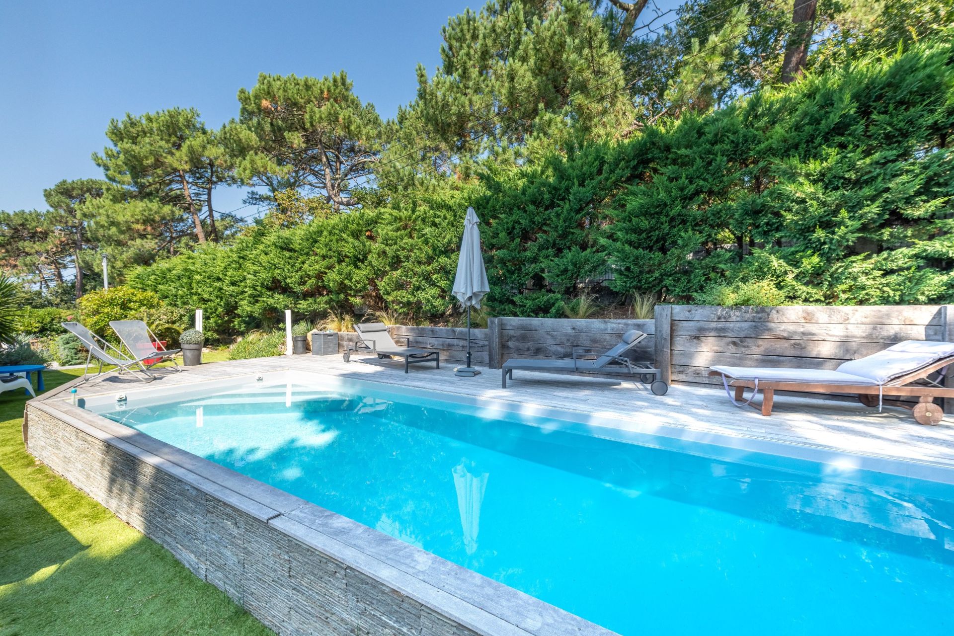 luxury house 5 Rooms for sale on ARCACHON (33120)