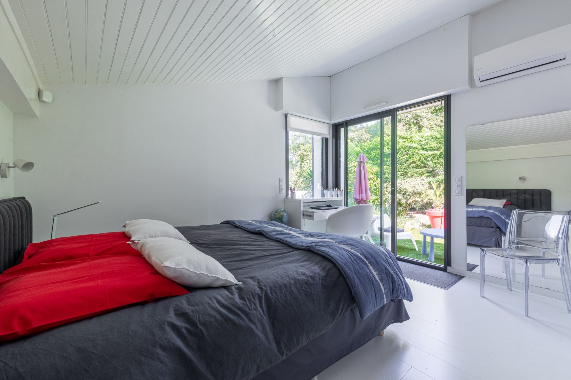 luxury house 5 Rooms for sale on ARCACHON (33120)