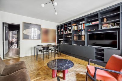 Sale Luxury apartment Paris 10 2 Rooms 67 m²