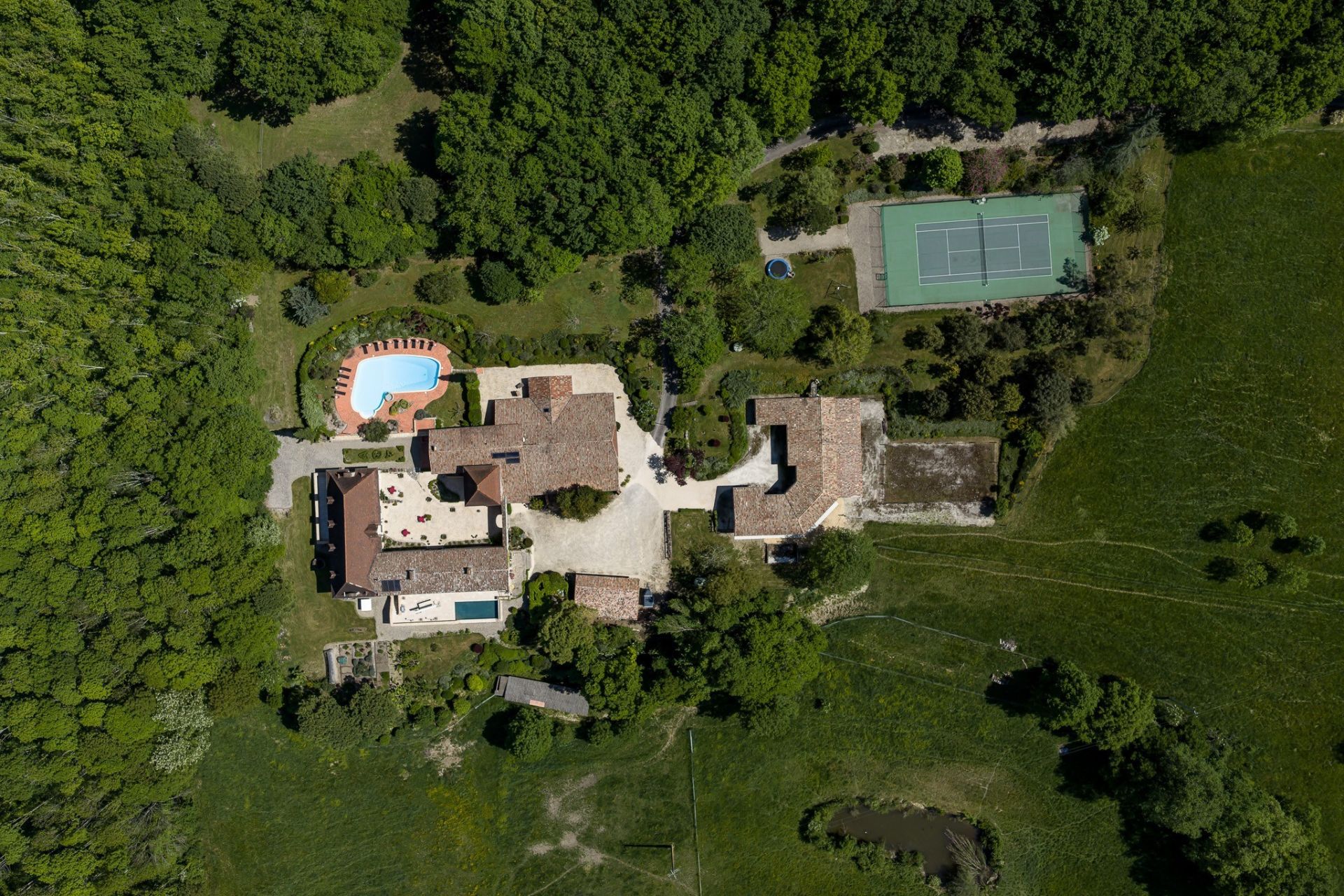maison de luxe 28 Pièces en vente sur VILLENEUVE SUR LOT (47300)