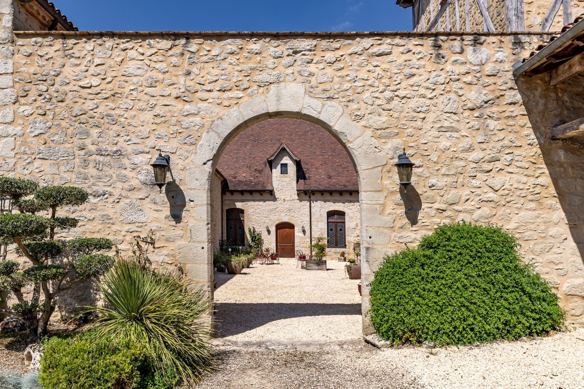 maison de luxe 28 Pièces en vente sur VILLENEUVE SUR LOT (47300)