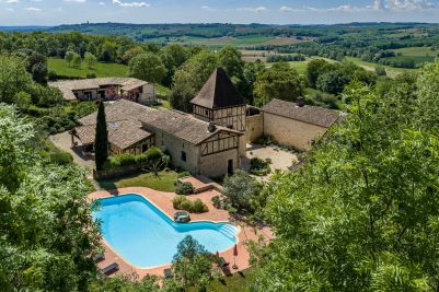Sale Luxury house Villeneuve-sur-Lot 28&nbsp;Rooms 875&nbsp;m²