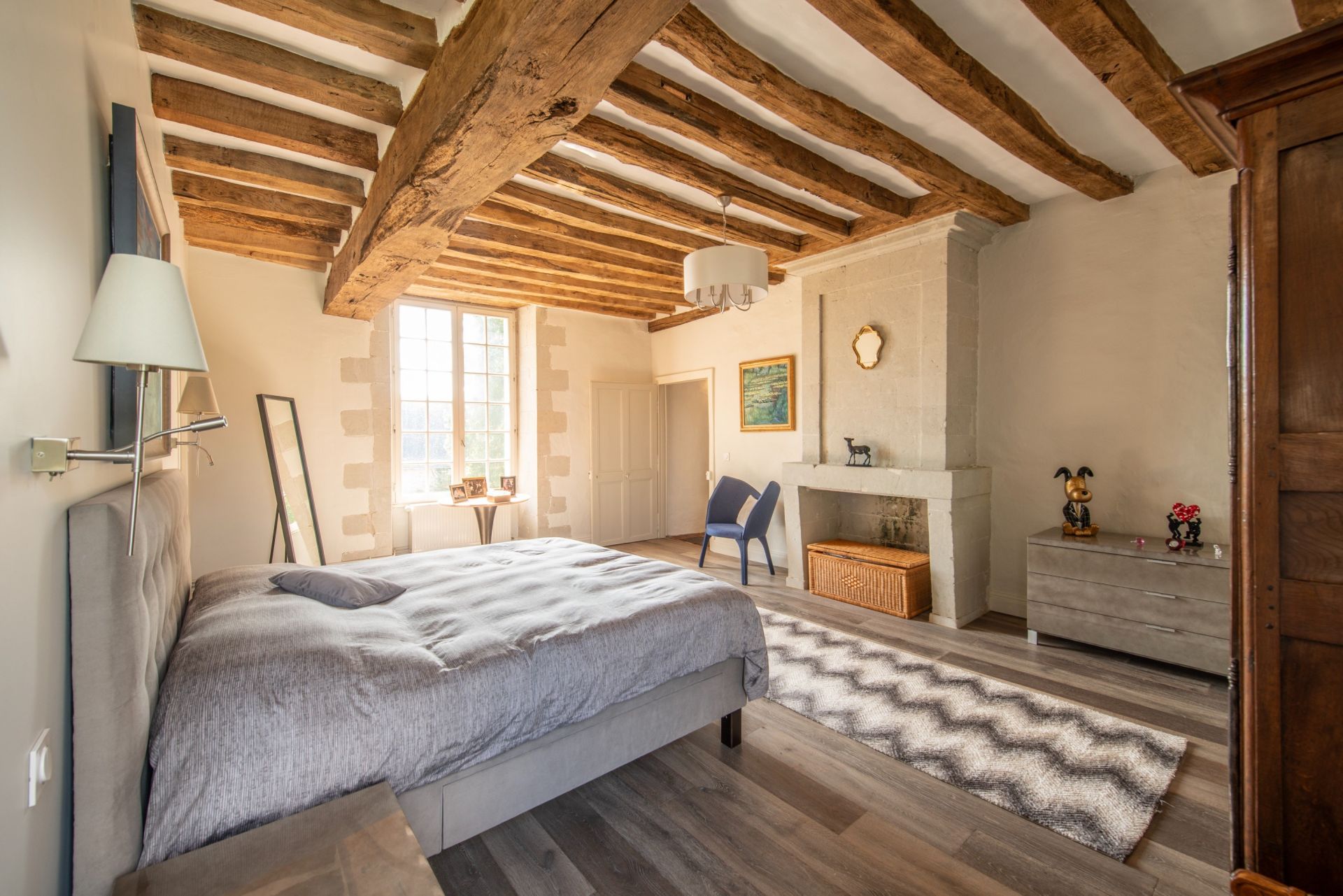 mansion 12 Rooms for sale on ANGERS (49000)