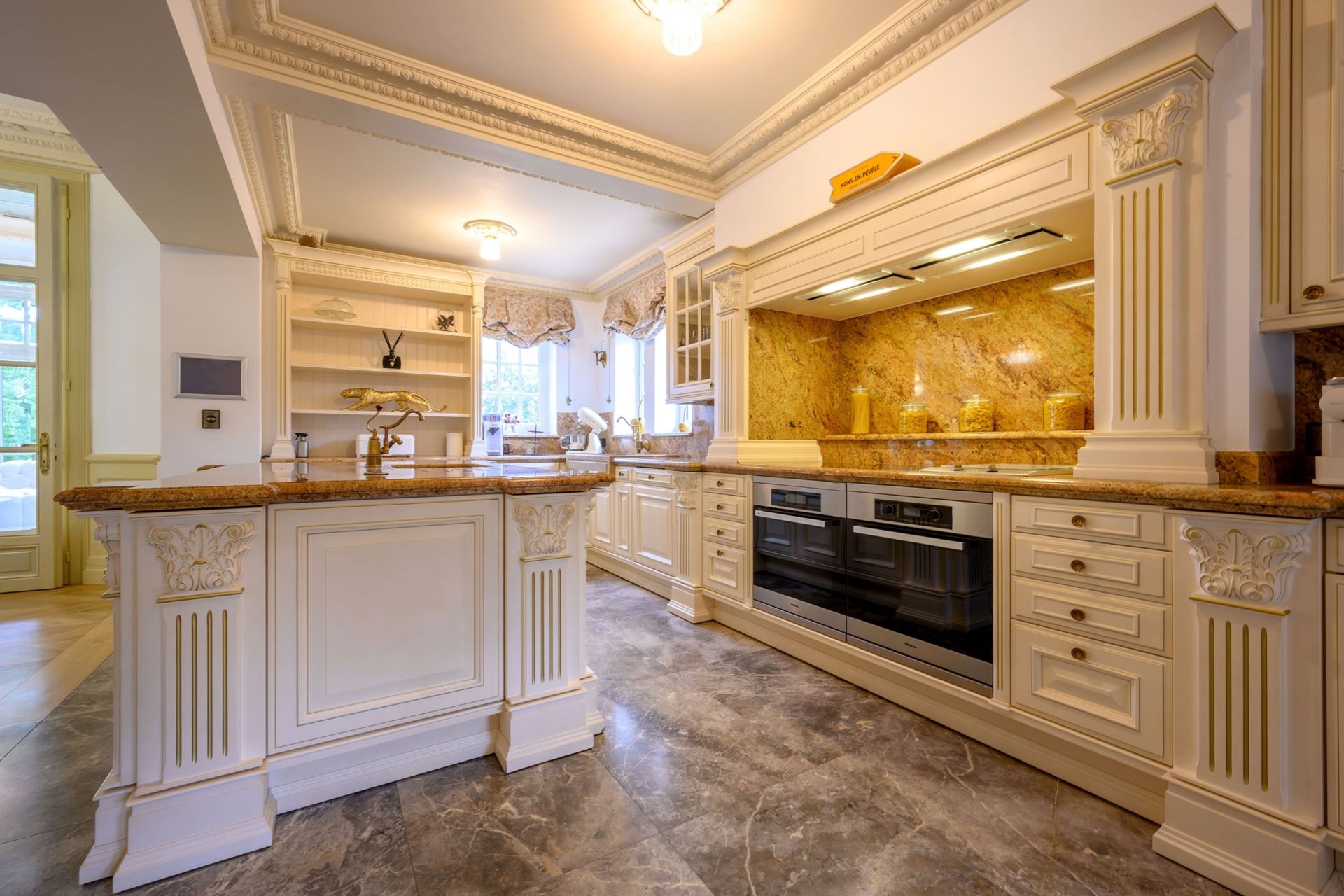 castle 13 Rooms for sale on MERIGNIES (59710)