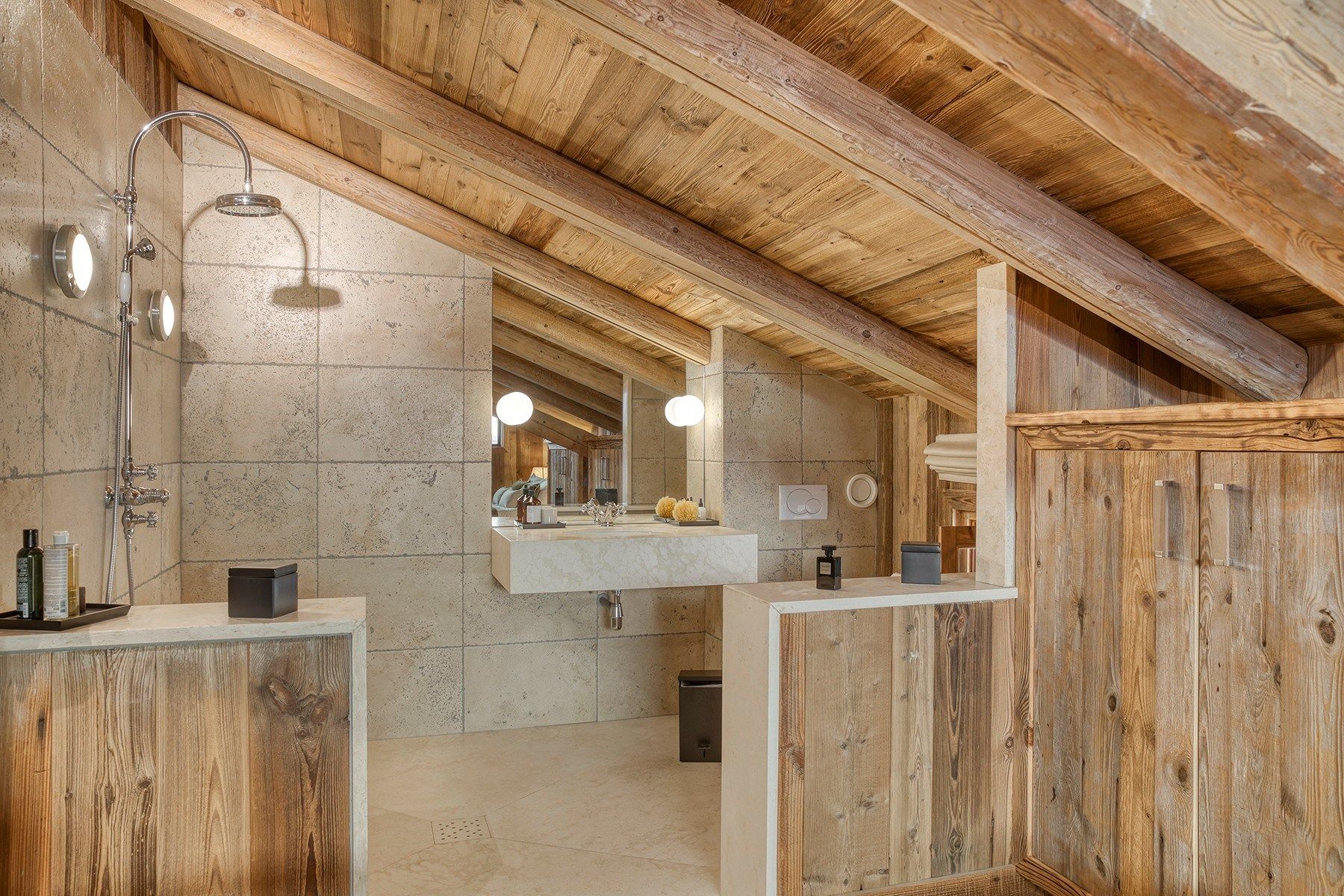 chalet de luxe 11 Pièces en location saisonnière sur PRAZ SUR ARLY (74120)