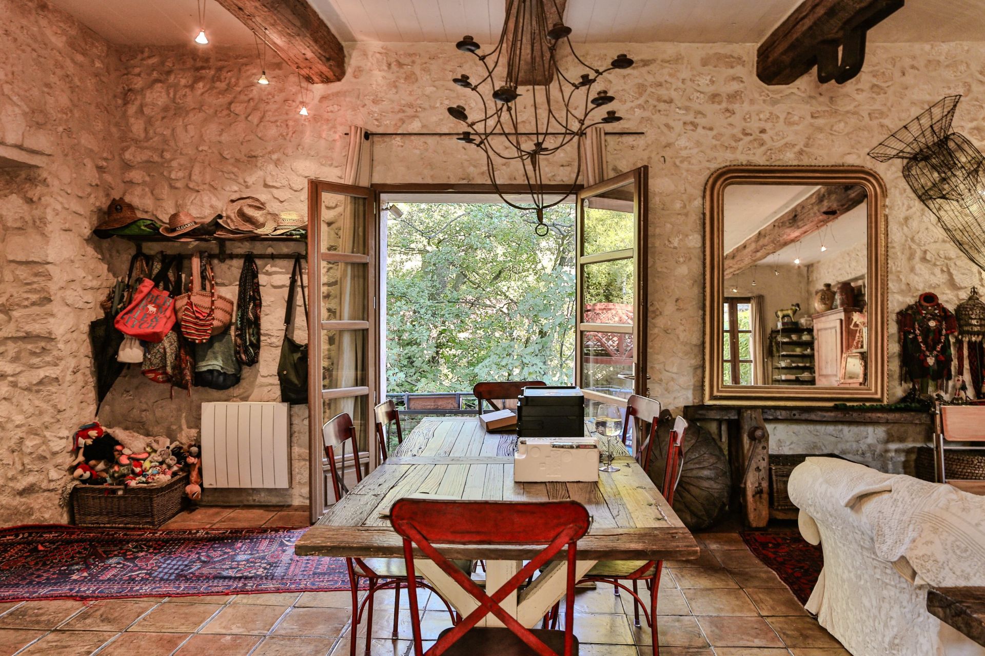 maison de luxe 8 Pièces en vente sur L ISLE SUR LA SORGUE (84800)