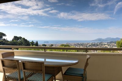 Sale Luxury apartment Le Cannet 3 Rooms 105 m²