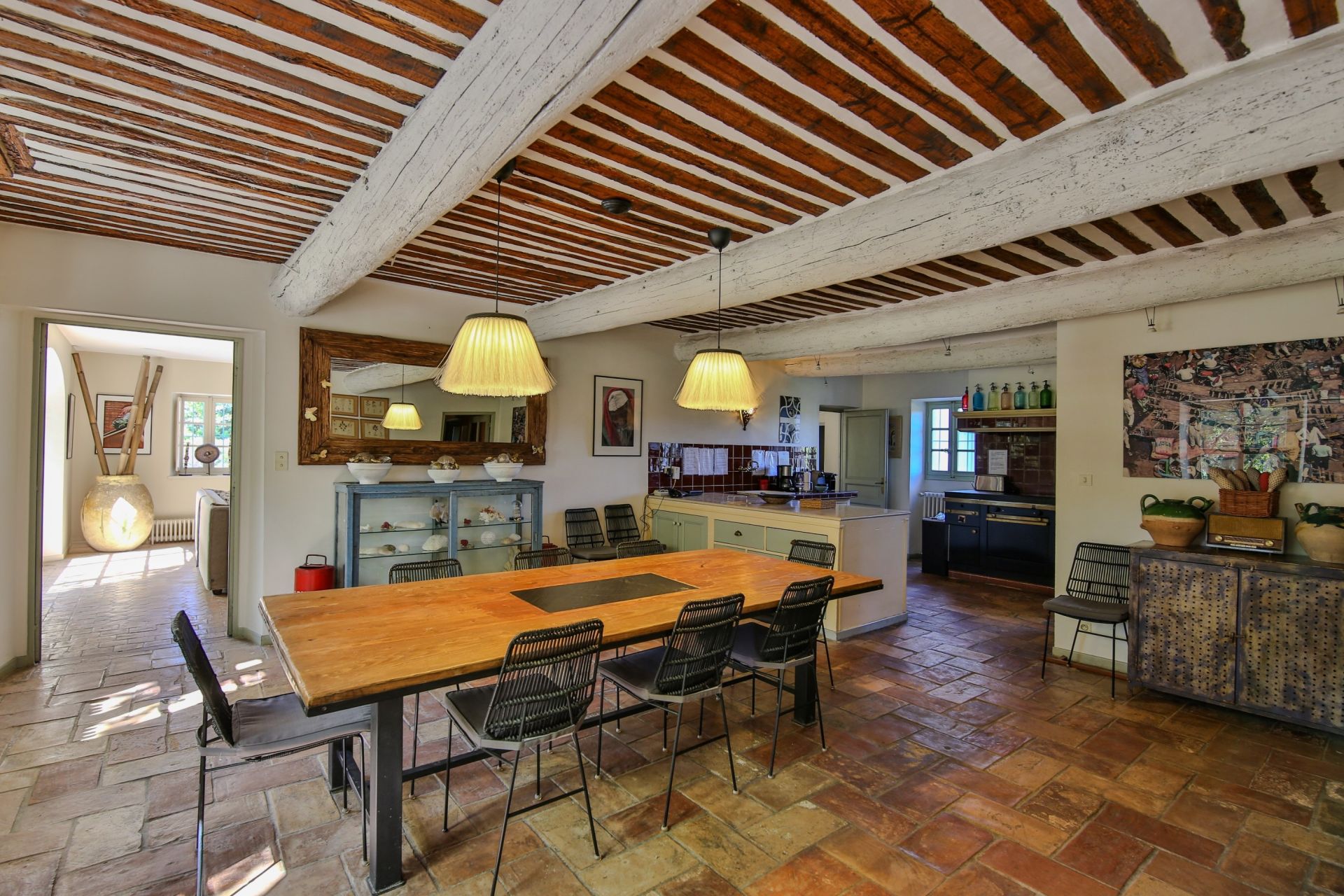 luxury house 15 Rooms for sale on L ISLE SUR LA SORGUE (84800)