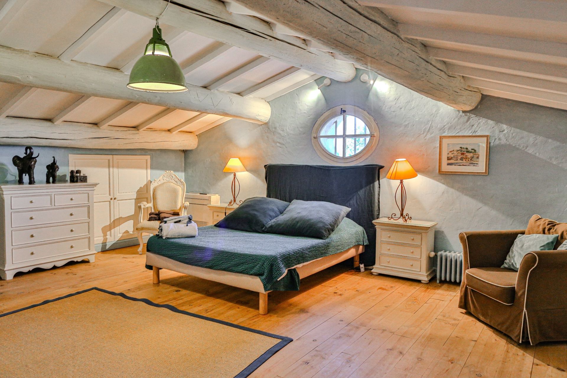 maison de luxe 15 Pièces en vente sur LES VIGNERES (84300)