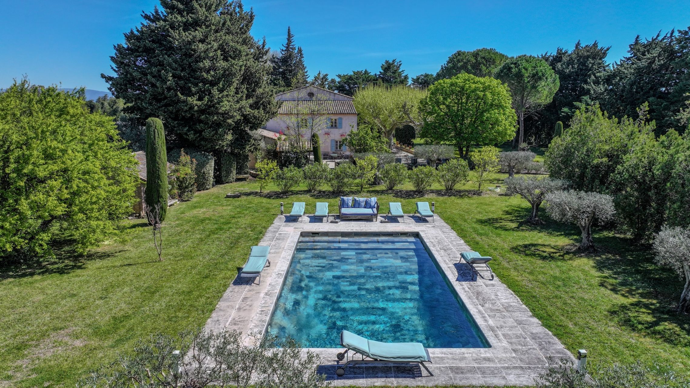 maison de luxe 15 Pièces en vente sur L ISLE SUR LA SORGUE (84800)