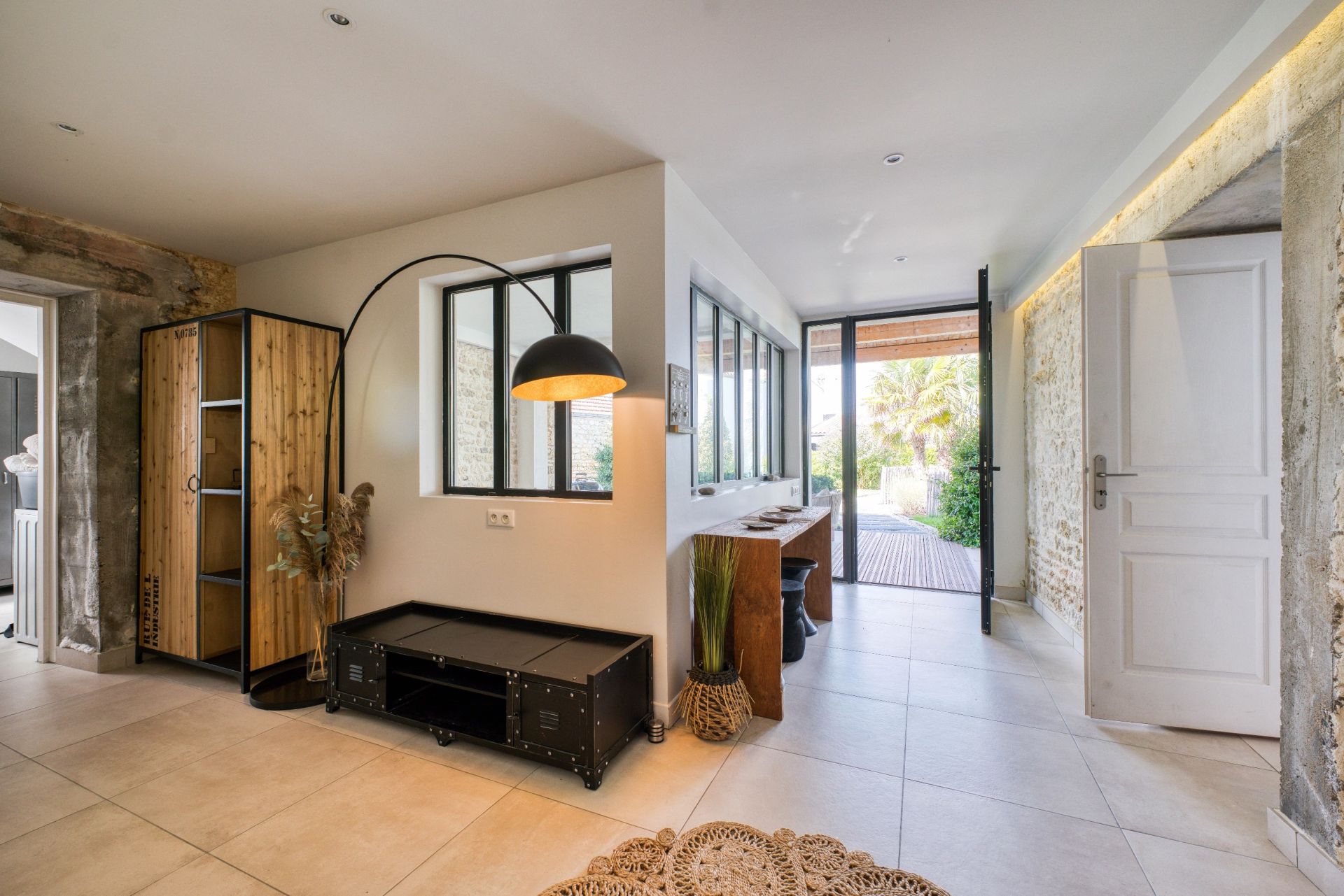 luxury house 7 Rooms for sale on DOLUS D OLERON (17550)