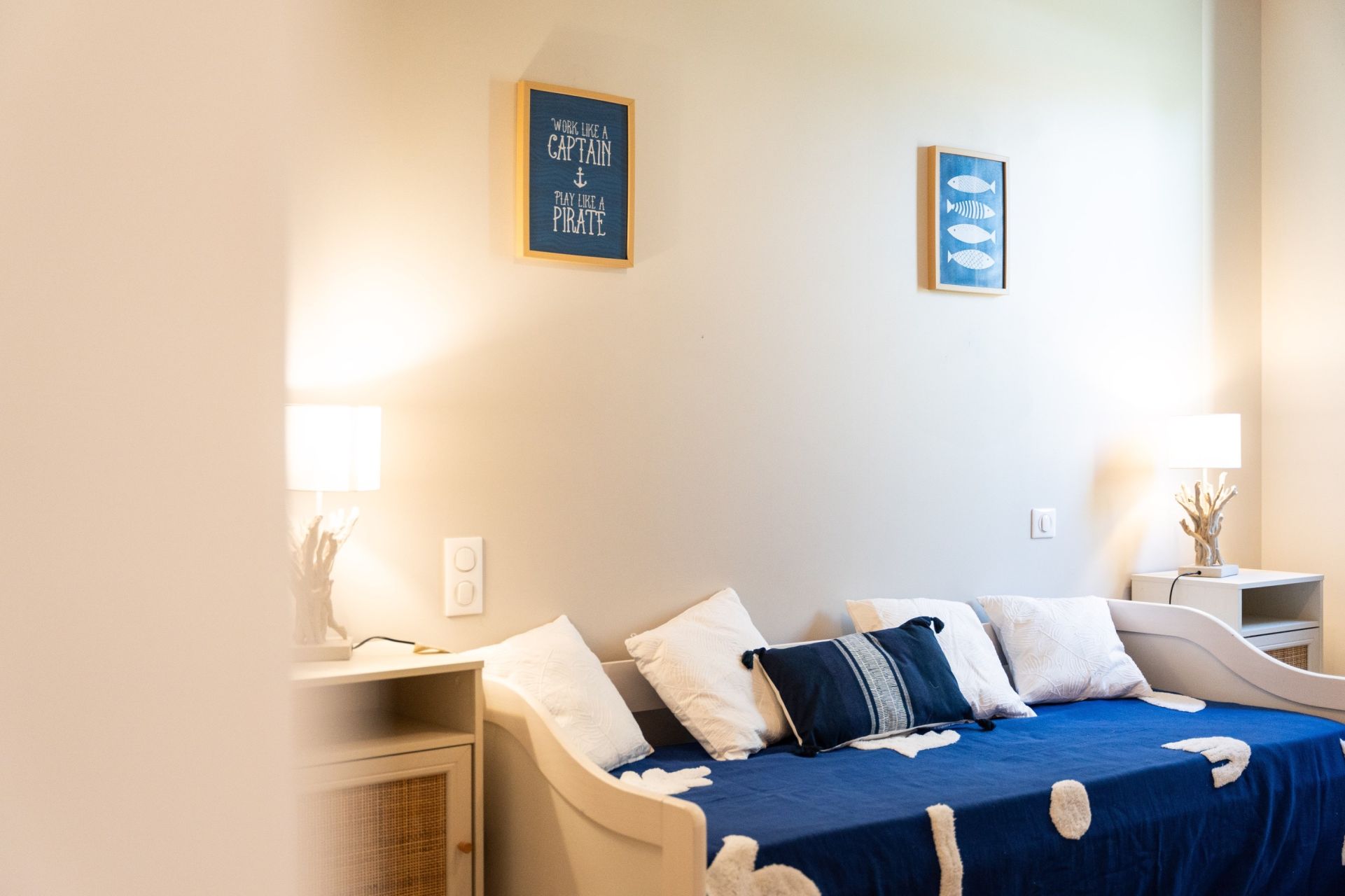 luxury house 7 Rooms for sale on DOLUS D OLERON (17550)