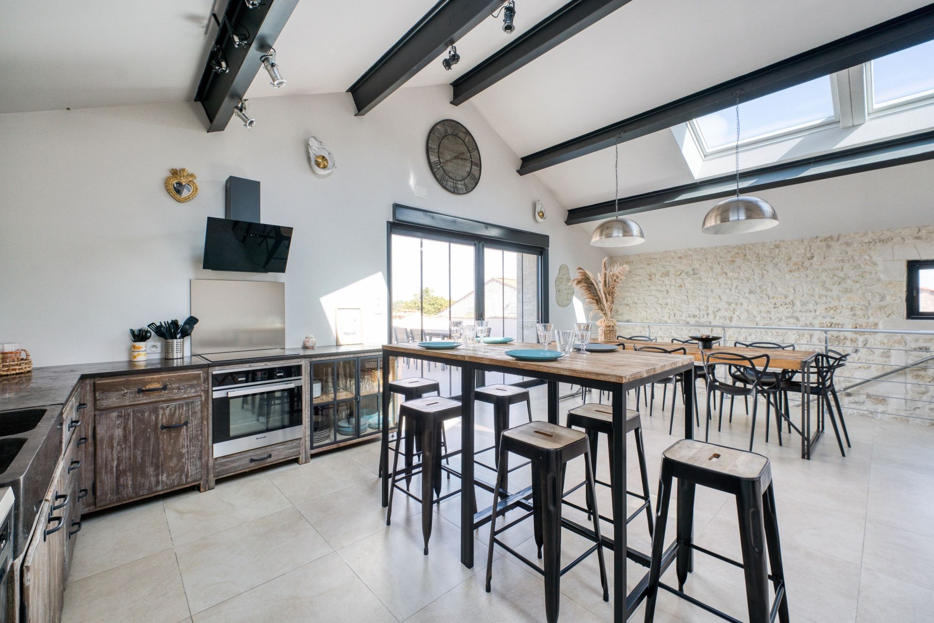 luxury house 7 Rooms for sale on DOLUS D OLERON (17550)