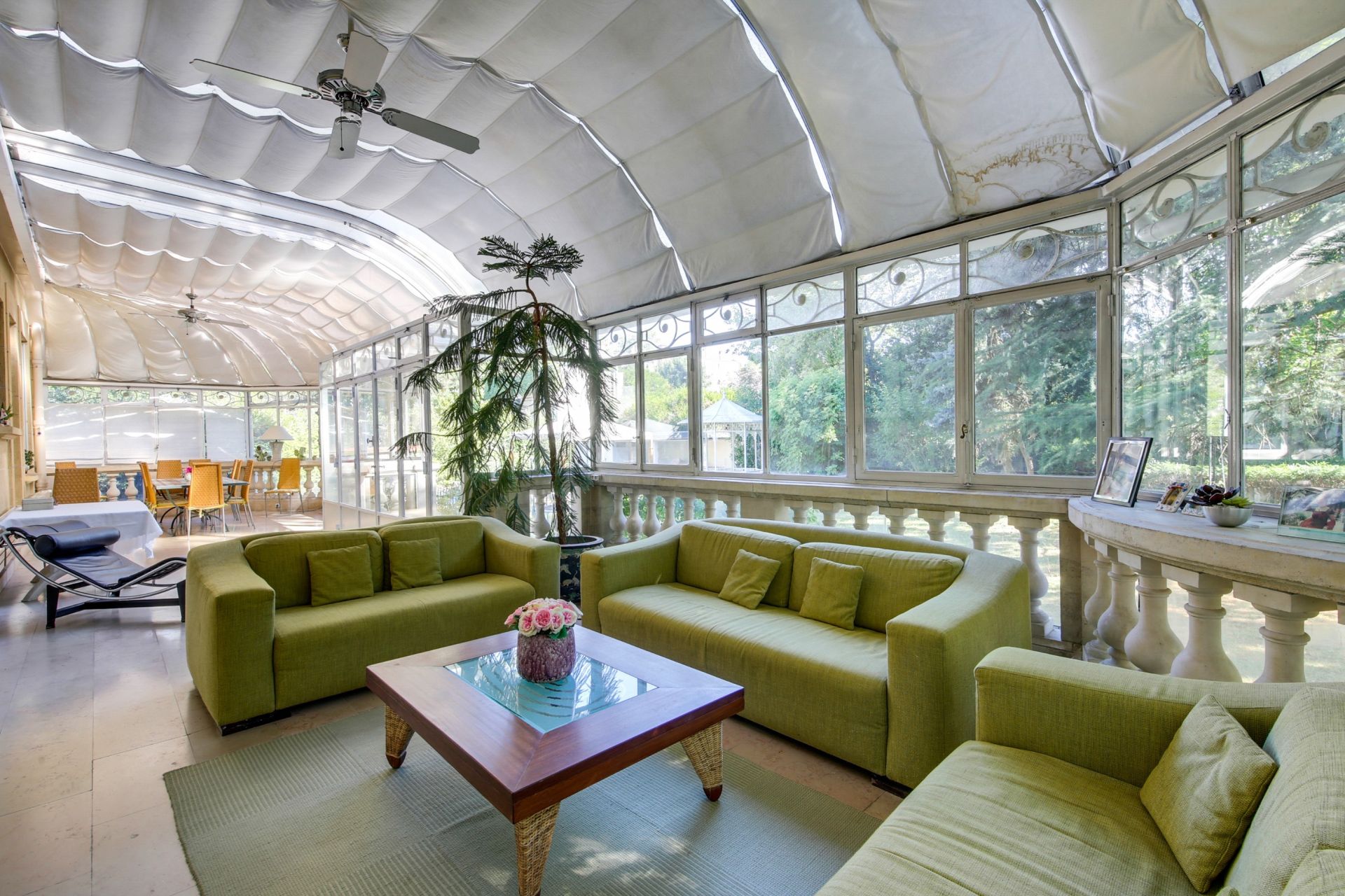 mansion (hôtel particulier) 15 Rooms for sale on FONTENAY SOUS BOIS (94120)