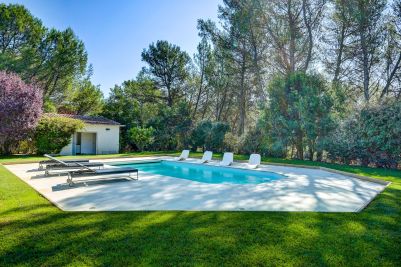 Sale Luxury house Auriol 7 Rooms 272 m²