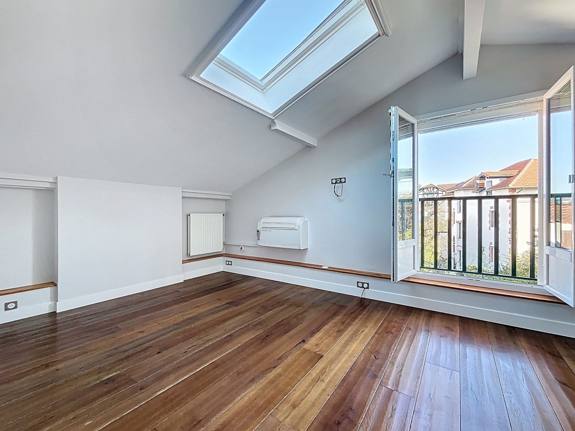 luxury apartment 2 Rooms for sale on ST JEAN DE LUZ (64500)
