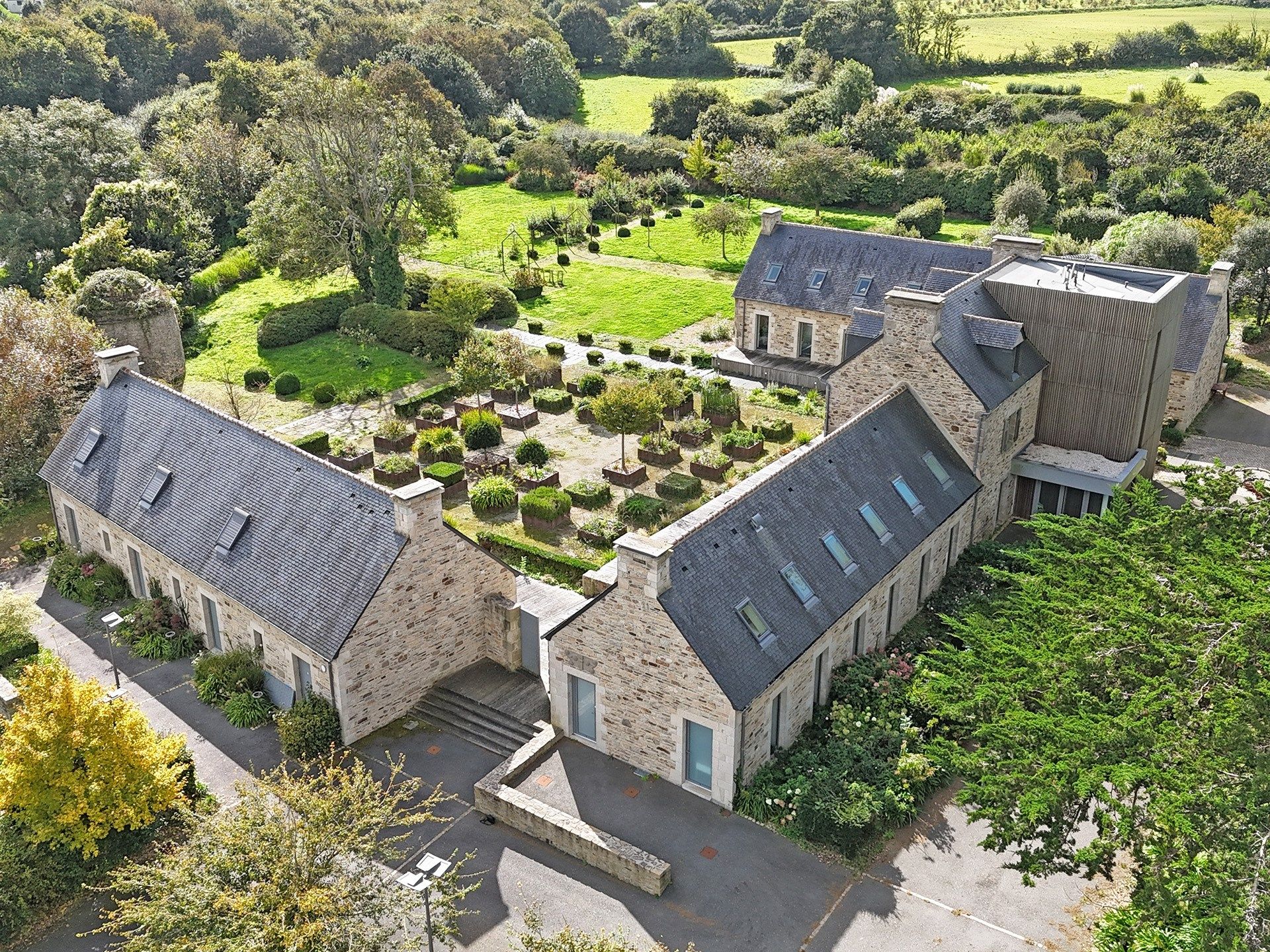 maison de luxe 20 Pièces en vente sur LANDEDA (29870)