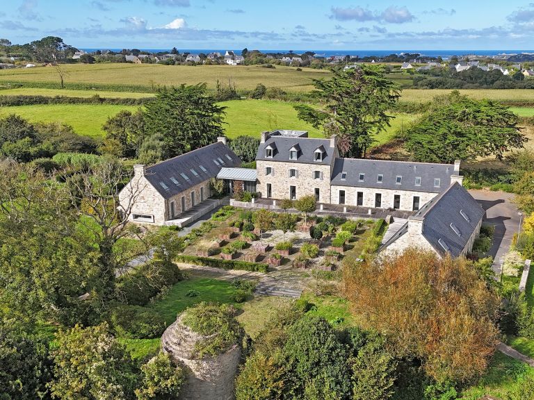 maison de luxe 20 Pièces en vente sur LANDEDA (29870)