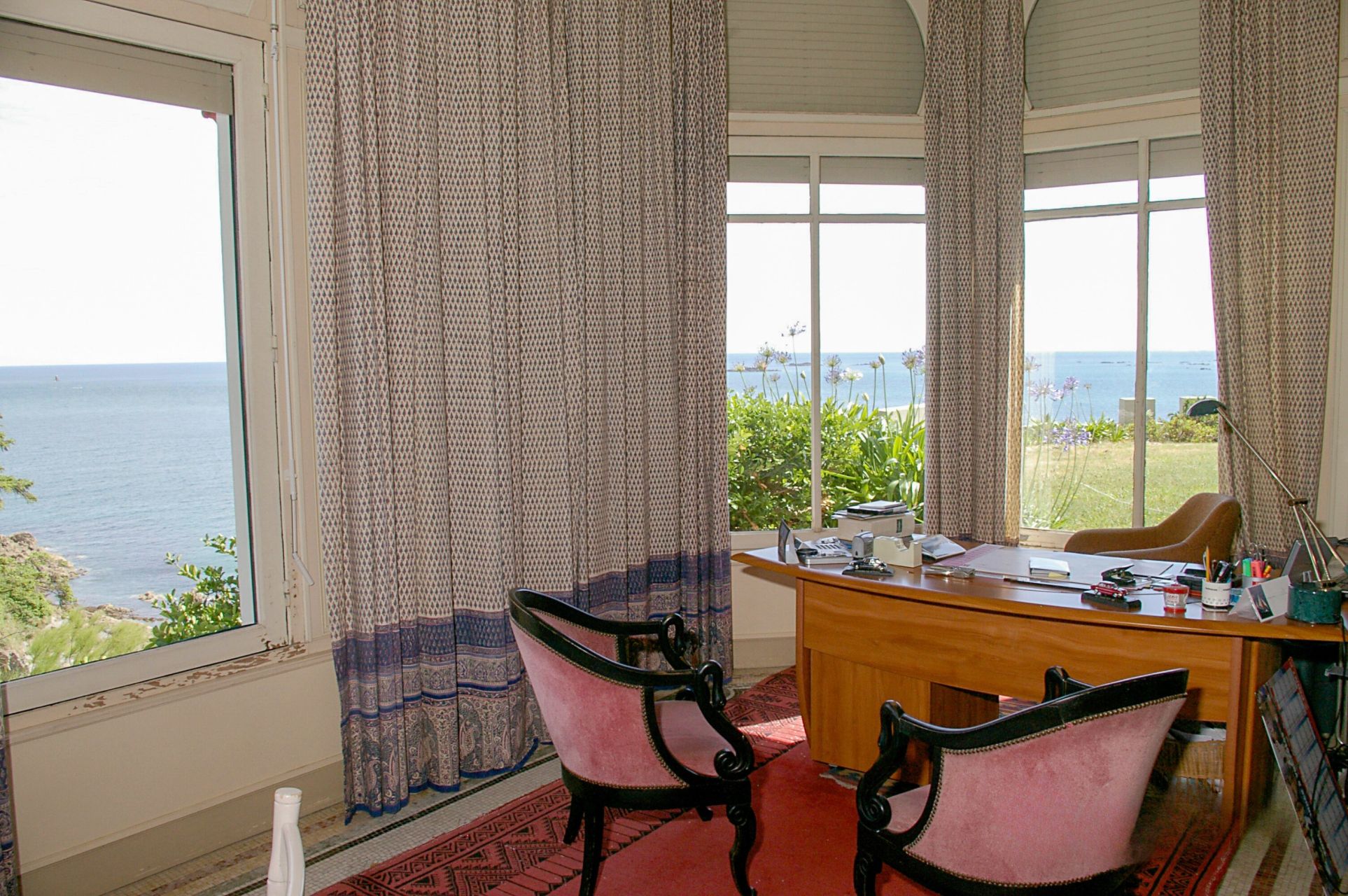 luxury villa 10 Rooms for sale on ST QUAY PORTRIEUX (22410)