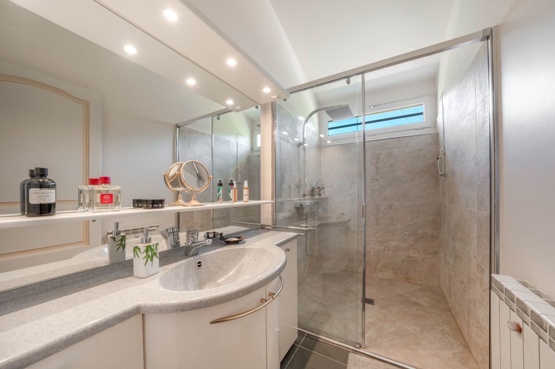 maison provençale de luxe 7 Pièces en vente sur LA CADIERE D AZUR (83740)