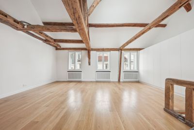 Sale Luxury apartment Paris 3 4 Rooms 99.32 m²