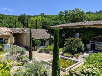 Vente Propriété de luxe Uzès 20&nbsp;Pièces 1600&nbsp;m²