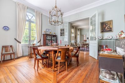Sale Luxury house Bordeaux 10 Rooms 350 m²