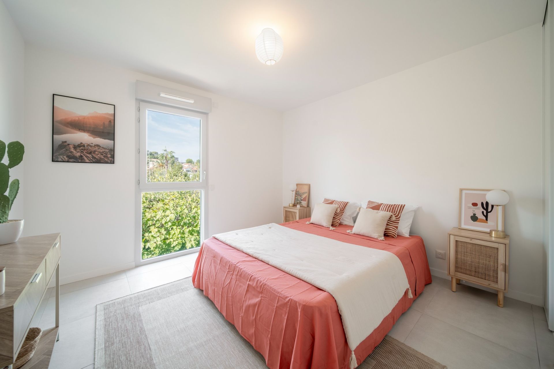 penthouse 4 Rooms for sale on ANTIBES (06600)