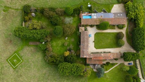 Sale Castle Chaillevette 32 Rooms 666 m²