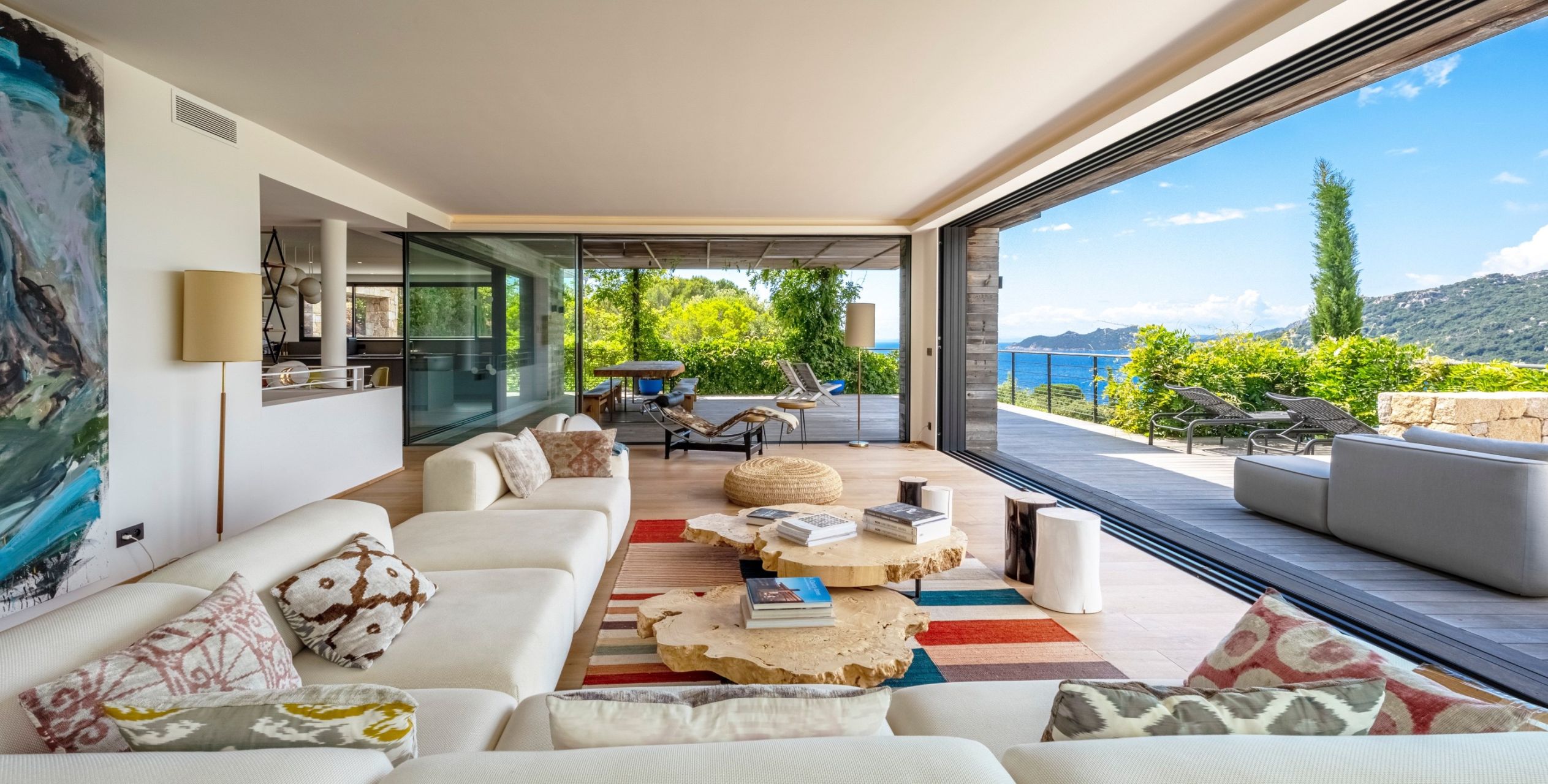 villa de luxe 14 Pièces en location saisonnière sur PORTO VECCHIO (20137)